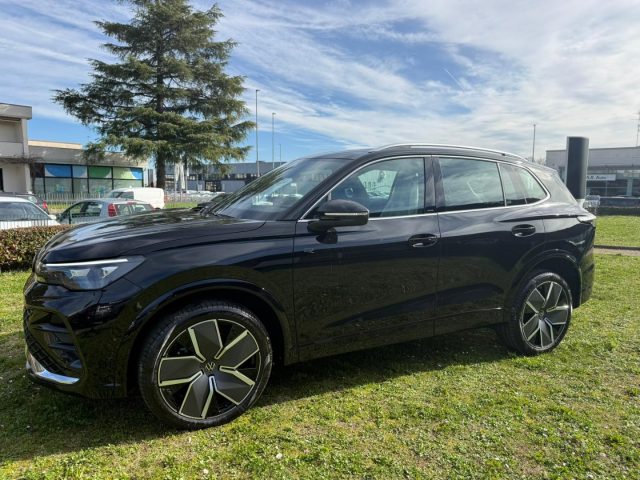 Volkswagen Tiguan 2.0 TDI 193 CV DSG 4MOTION MY26 R-Line Plus TETTO - foto 2 di 4