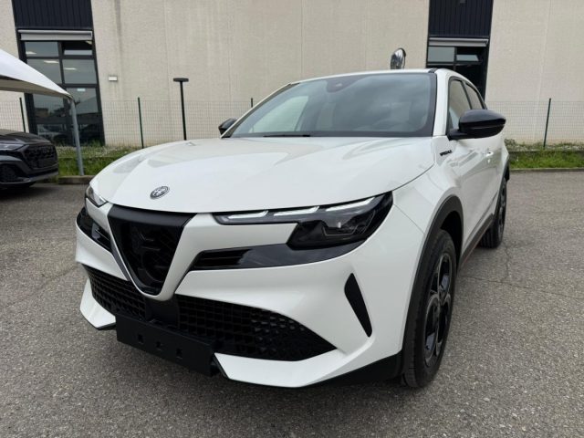 Alfa Romeo Junior 1.2 145CV Hybrid eDCT6 Speciale NAVI - LED - 18 - foto 2 di 4