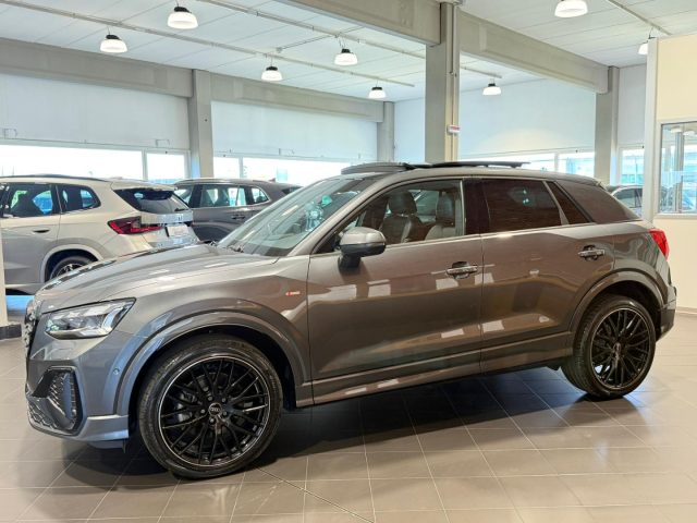 Audi Q2 35 TDI S tronic S line Black Line TETTO - MATRIX - foto 3 di 4