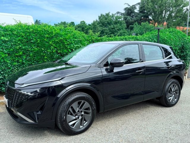 Nissan Qashqai MHEV 140 CV Acenta LED - ACC - KEYLESS - 17 - foto 3 di 4