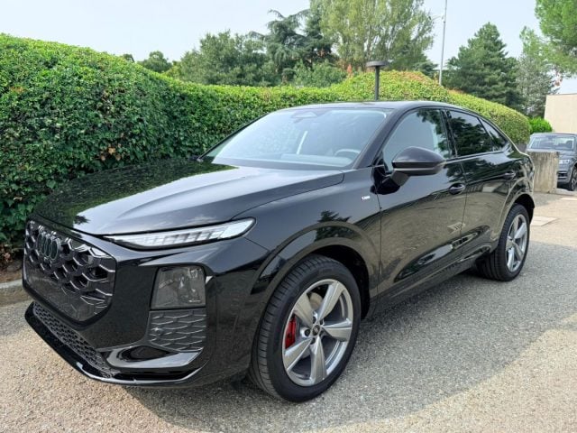 Audi Q3 SPB TDI 110 kW S tronic S Line ed. NAVI - TECH PRO, del 2026, 5 km, in vendita a Imola (BO)