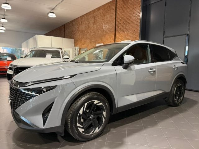 Nissan Qashqai MHEV 158 CV Xtronic N-Connecta NAVI - LED - ACC, del 2025, 15.000 km, in vendita a Imola (BO)