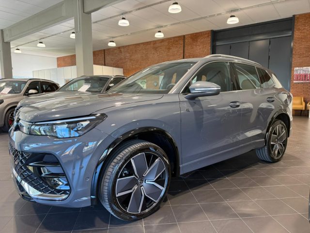 Volkswagen Tiguan 2.0 TDI 193 CV DSG 4MOTION MY26 R-Line Plus TETTO - foto 3 di 18