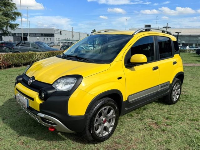 Fiat Panda Cross 1.3 MJT 95 CV S&S 4x4 NEOPATENTATI - 15, del 2016, 118.000 km, in vendita a Imola (BO)