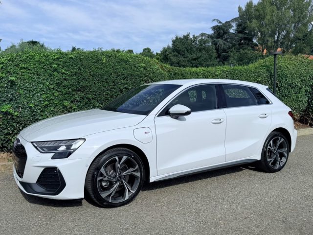 Audi A3 SPB 40 TFSI e S line Ed. 1.5 Plug-in NAVI - 18 - foto 3 di 4