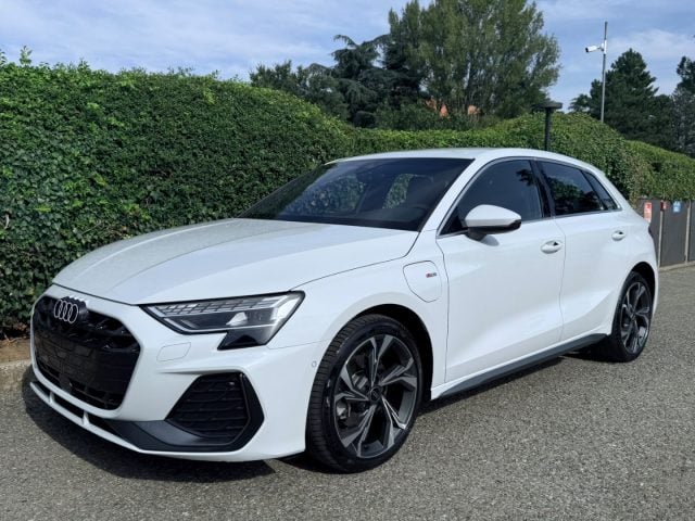 Audi A3 SPB 40 TFSI e S line Ed. 1.5 Plug-in NAVI - 18, del 2025, 28.000 km, in vendita a Imola (BO)
