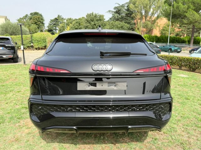 Audi Q3 SPB TDI 110 kW S tronic S Line ed. NAVI - TECH PRO - foto 4 di 4