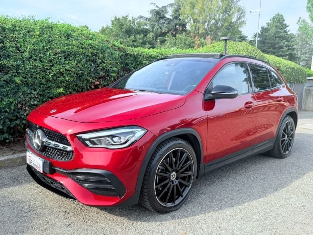 Mercedes-Benz GLA 200 d Automatic Premium NAVI - TETTO - LED - 20 - foto 2 di 4