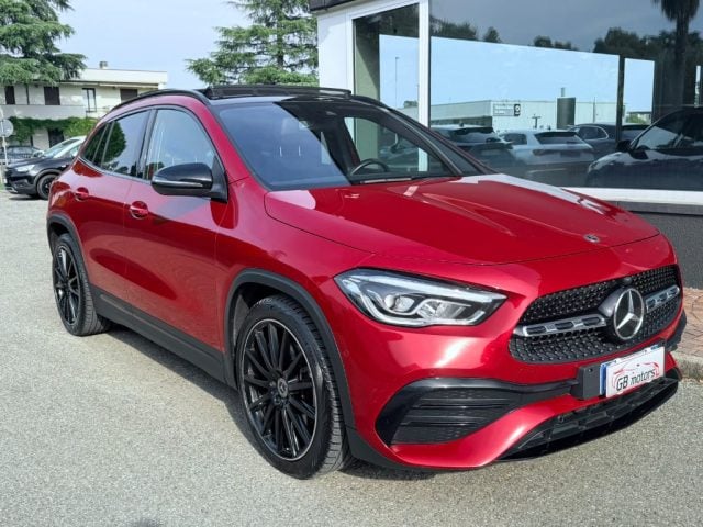Mercedes-Benz GLA 200 d Automatic Premium NAVI - TETTO - LED - 20 - foto 3 di 4