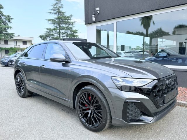 Audi Q8 50 TDI 286 CV quattro tiptronic S line edition ACC - foto 4 di 4