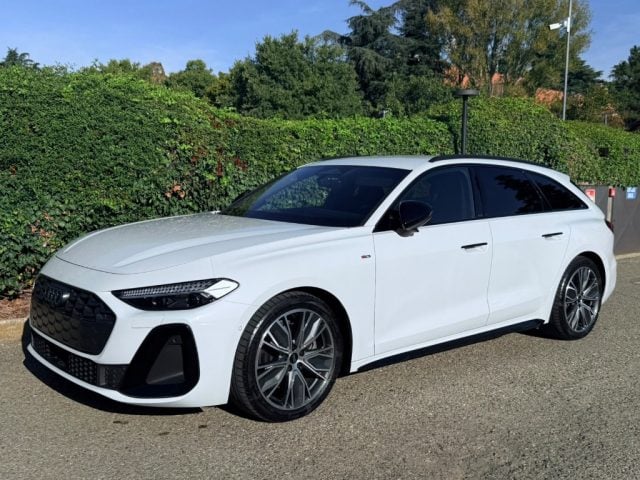 Audi A5 Avant TDI 150 kW mHEV+ S tronic S Line ed. NAVI - foto 2 di 4