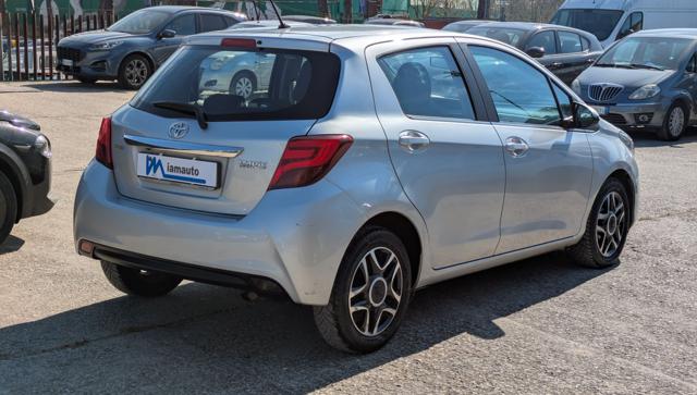 Toyota Yaris 1.4d 90cv NAVI CERCHI IN LEGA - foto 3 di 4