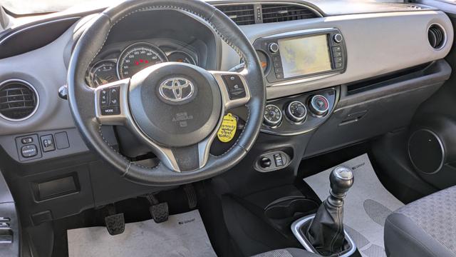 Toyota Yaris 1.4d 90cv NAVI CERCHI IN LEGA, del 2015, 129.492 km, in vendita a Roma (RM)