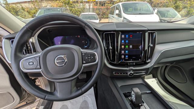 Volvo XC60 B4 D AWD 2.0cc 197cv GEARTRONIC GOOGLE CRUISE C. usato a ROMA