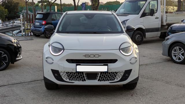 Fiat 600 HYBRID LA PRIMA DCT6 1.2cc 100cv SAFETYPACK - foto 2 di 4