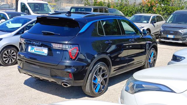 Lynk & Co 1 1.5 HEV 197cv TETTO APRIBILE - foto 3 di 4