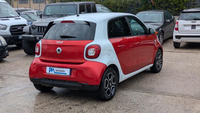 smart forFour Youngster Turbo 0.9cc 90cv NAVIG. RETROCAMERA - foto 4 di 4