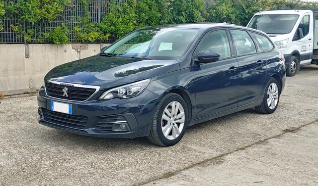 Peugeot 308 ALLURE 1.5D 120cv EAT6 ANDROID/CARPLAY SENS PARK - foto 2 di 4