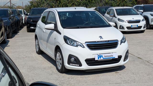 Peugeot 108 AUTO 1.0cc 70cv - CAMBIO AL VOLANTE - foto 2 di 4