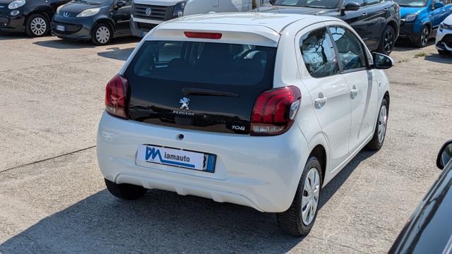 Peugeot 108 AUTO 1.0cc 70cv - CAMBIO AL VOLANTE - foto 3 di 4