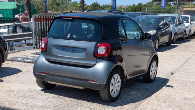 smart forTwo Twinamic 1.0cc 71cv - foto 4 di 4
