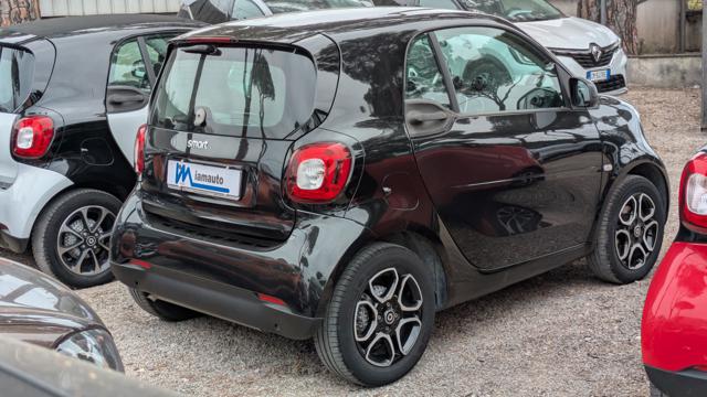 smart forTwo 1.0cc PASSION TWINAMIC 71cv - foto 4 di 4
