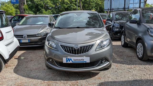 Lancia Ypsilon Hybrid Gold 1.0cc 70cv - foto 2 di 4