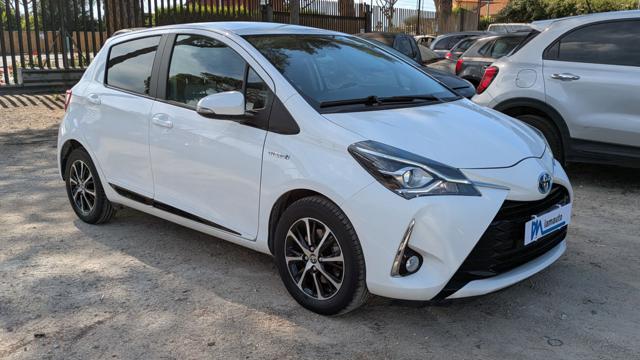 Toyota Yaris 1.5H 73cv - foto 3 di 4