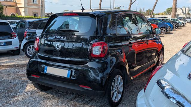 smart forFour 1.0cc 71cv - foto 3 di 4