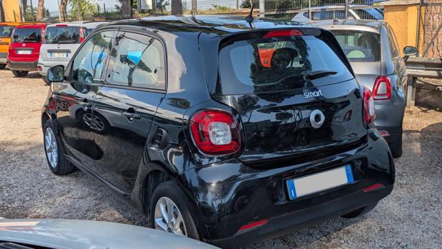 smart forFour 1.0cc 71cv - foto 4 di 4