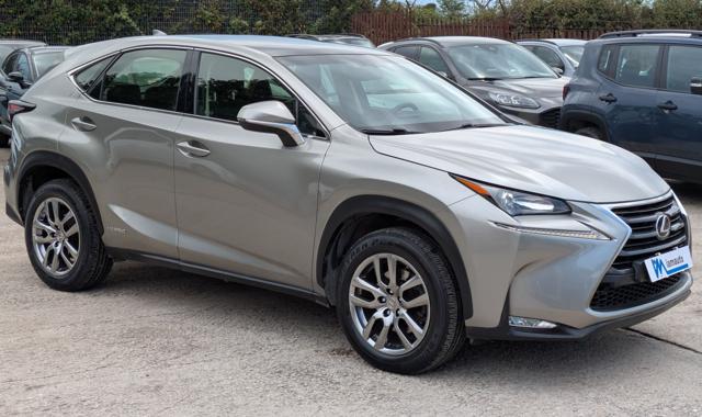 Lexus NX 300h 2.5FULL HYBRID 4WD CVT 243cv(155cv) - foto 2 di 4
