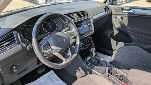 Volkswagen Tiguan Life 2.0TDI 150cv CAMBIO AL VOLANTE - foto 4 di 4