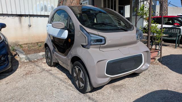 XEV Yoyo Full Electric * ZERO EMISSION * usato a ROMA