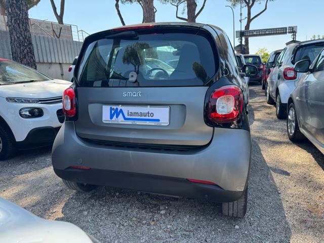 smart forTwo Passion Twinamic 1.0cc 71cv - foto 3 di 4