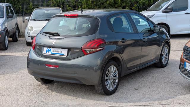Peugeot 208 Activ 1.2cc 82cv - foto 4 di 4