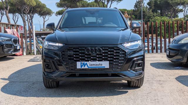 Audi Q5 Black Line Edition Sportback 40TDI 2.0 MHEV 204cv - foto 2 di 4