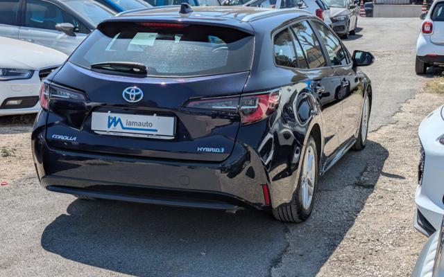Toyota Corolla BUSINESS CVT 1.8h 98cv(122cv) - foto 3 di 4