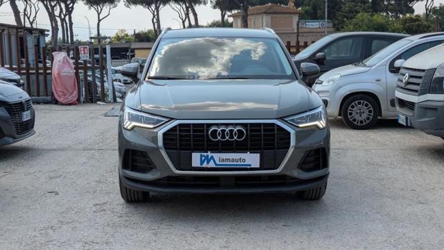 Audi Q3 35 S-Tronic Business 2.0TDI 150CV - foto 3 di 4