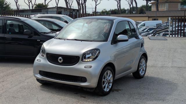 smart forTwo 1.0cc 71cv AUTOMATICA TETTO PANORAMICO usato a ROMA