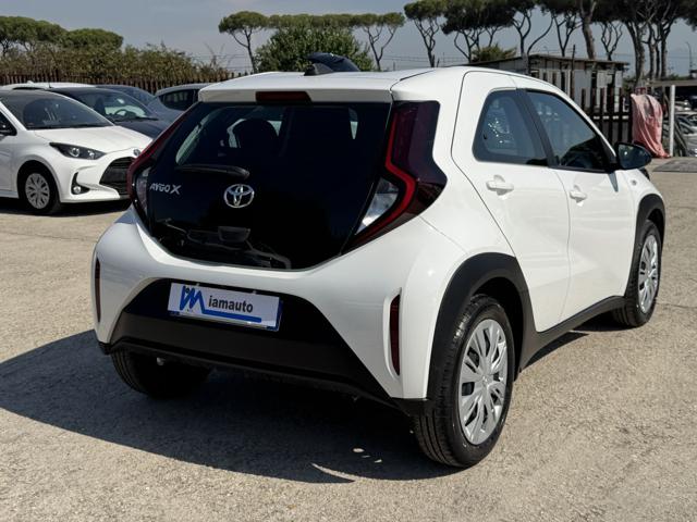 Toyota Aygo X Active 1.0cc 72cv CRUISE CONTROL SAFETY PACK - foto 4 di 4