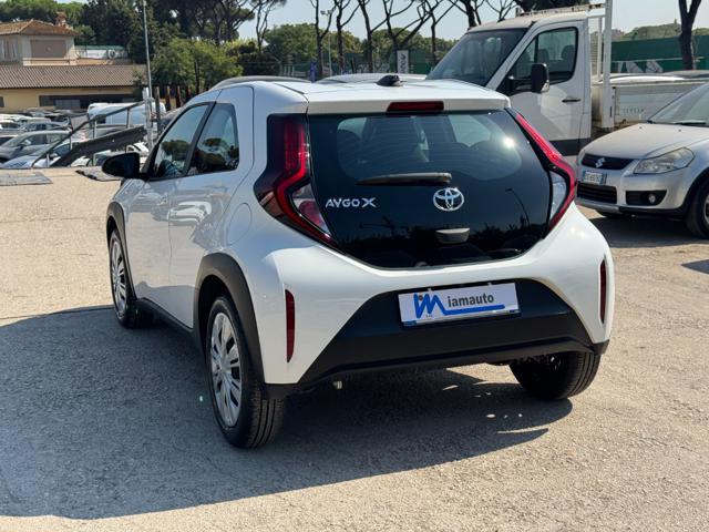 Toyota Aygo X Active 1.0cc 72cv CRUISE CONTROL SAFETY PACK - foto 3 di 4