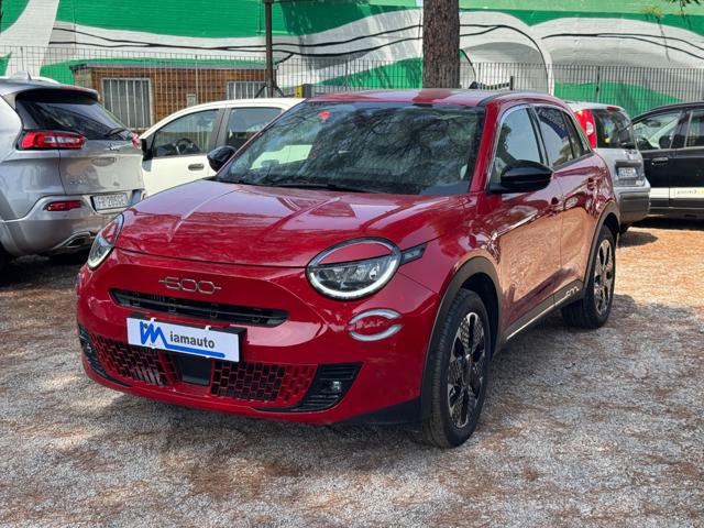 Fiat 600 Hibrid LA PRIMA 1.2cc 110cv AUT. NAVI CAMERA POST. usato a ROMA