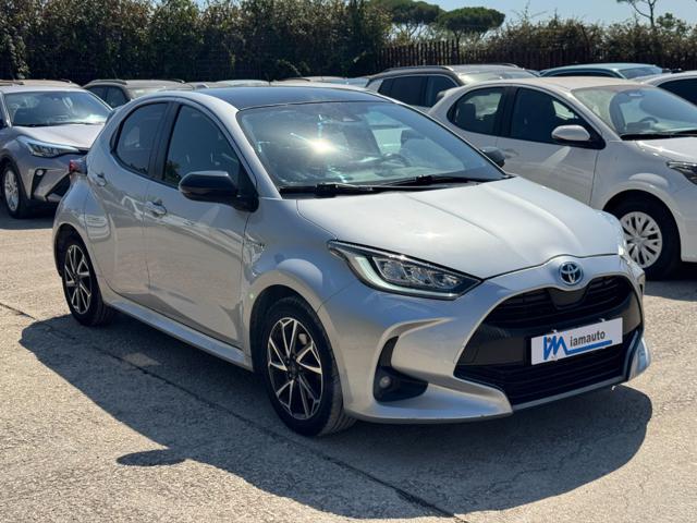 Toyota Yaris Hybrid Lounge 1.5cc 116cv (92cv) AUTOM. RETROCAM - foto 3 di 4