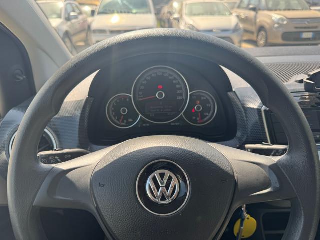 Volkswagen up! 1.0cc 75cv - foto 4 di 4