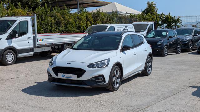 Ford Focus Hybrid Ecoboost 1.0cc 125cv - foto 2 di 4