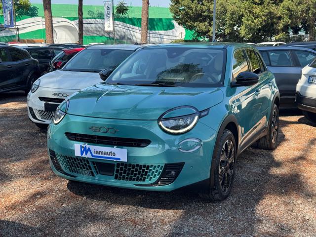 Fiat 600 LA PRIMA Hybrid 1.2cc 110cv AUT. CAMERA POST. NAVI usato a ROMA
