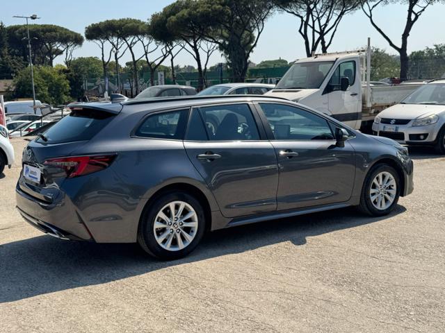 Toyota Corolla Hybrid Active TS 1.8cc 98cv (140) - foto 4 di 4