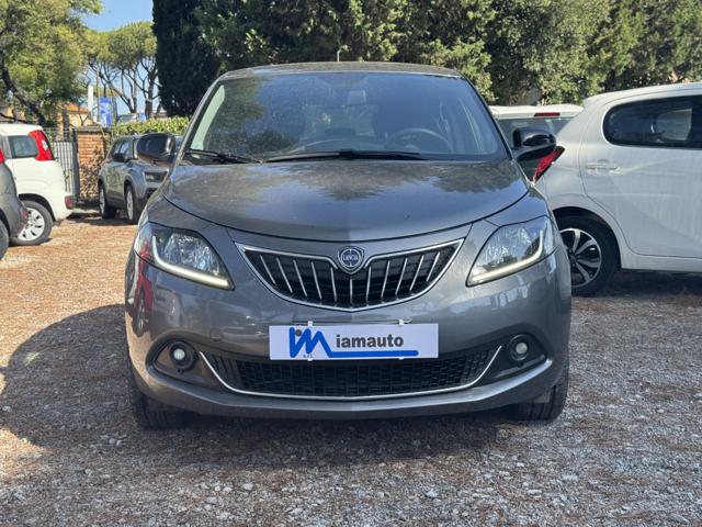 Lancia Ypsilon Hybrid Ecochic 1.0c 70cv - foto 2 di 4