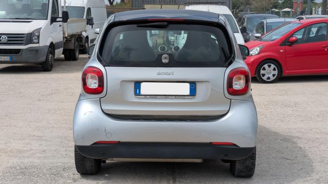 smart forTwo 0.9cc 90cv - Auto - foto 4 di 4