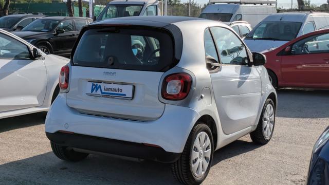 smart forTwo Passion 1.0cc 71cv - foto 4 di 4